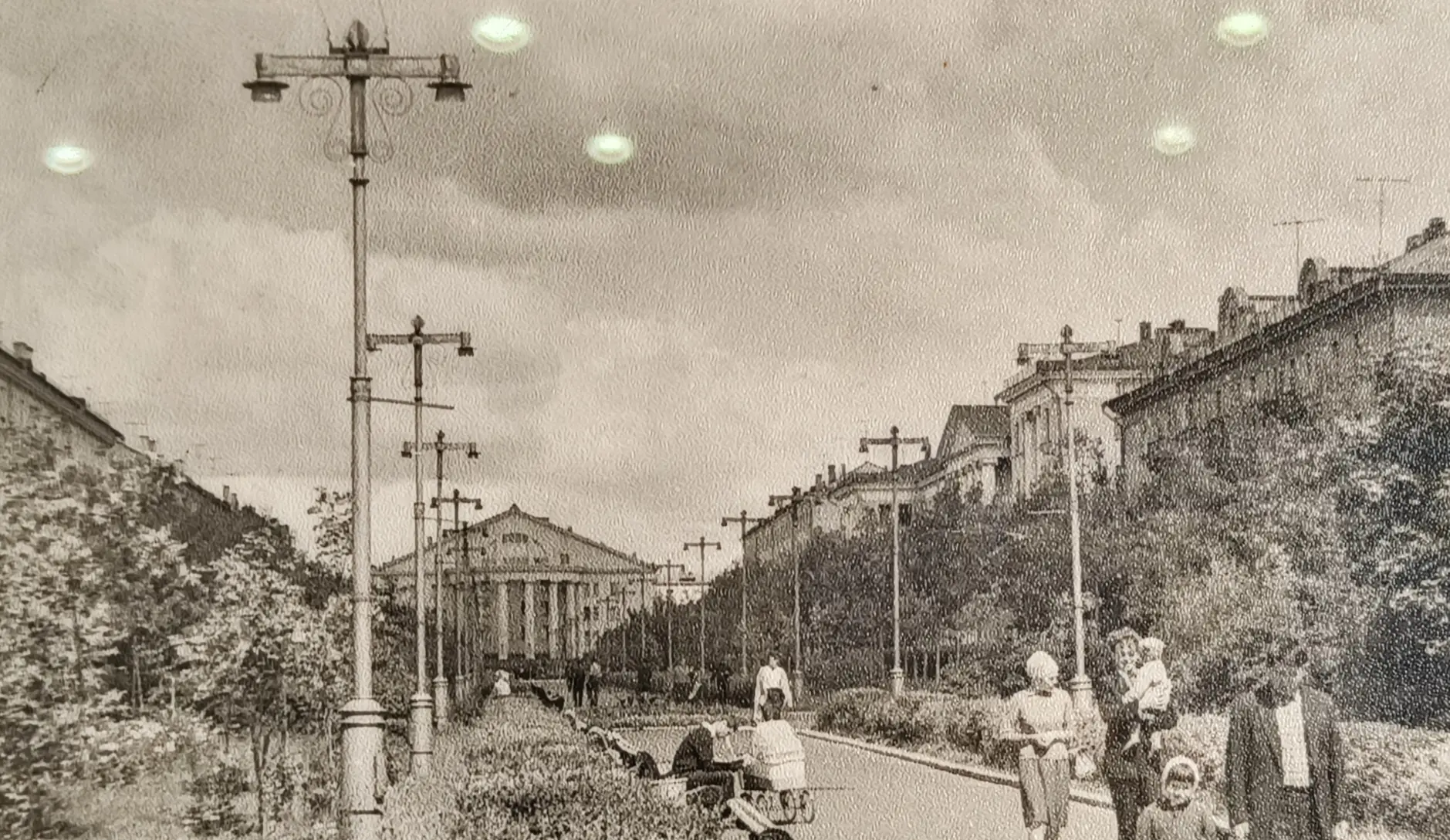 Проспект 50 лет назад)

#retrostal

Из архива городского МВЦ❤