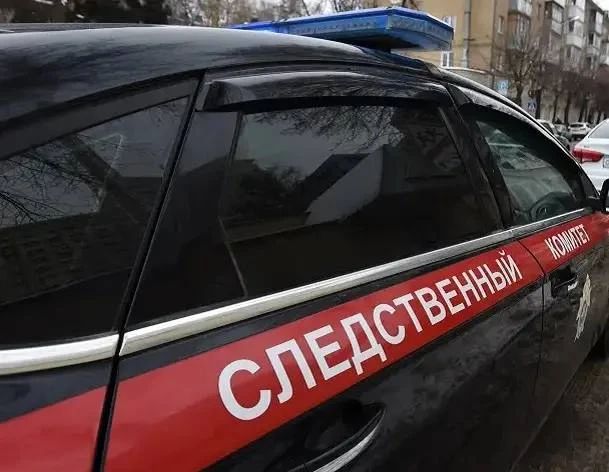 🚨 В Лисках на остановке обнаружено тело 44-летней женщины