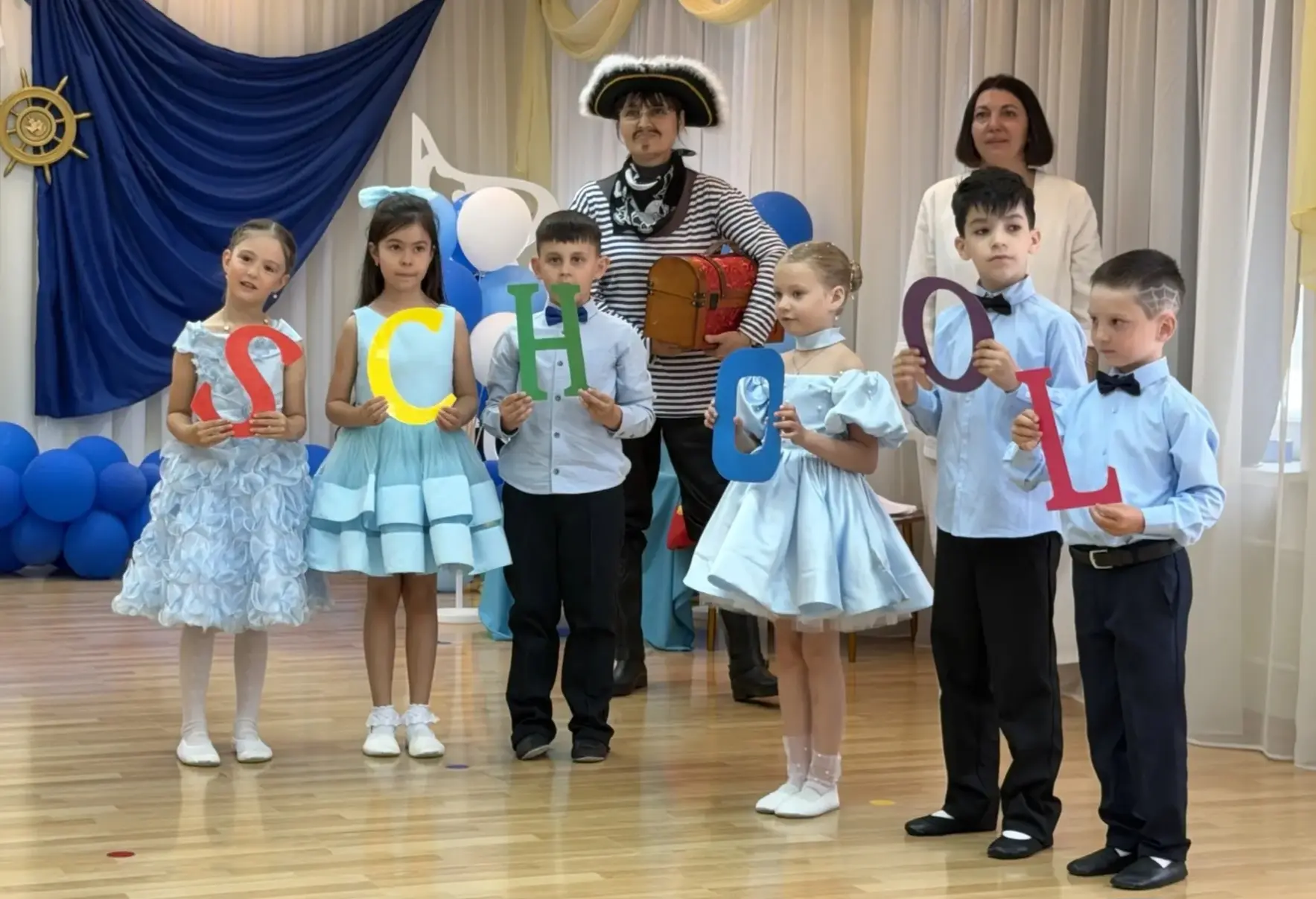 Выпускной — это всегда немного грустно, но невероятно волшебно!

28 и 29 мая в нашем детском саду пр