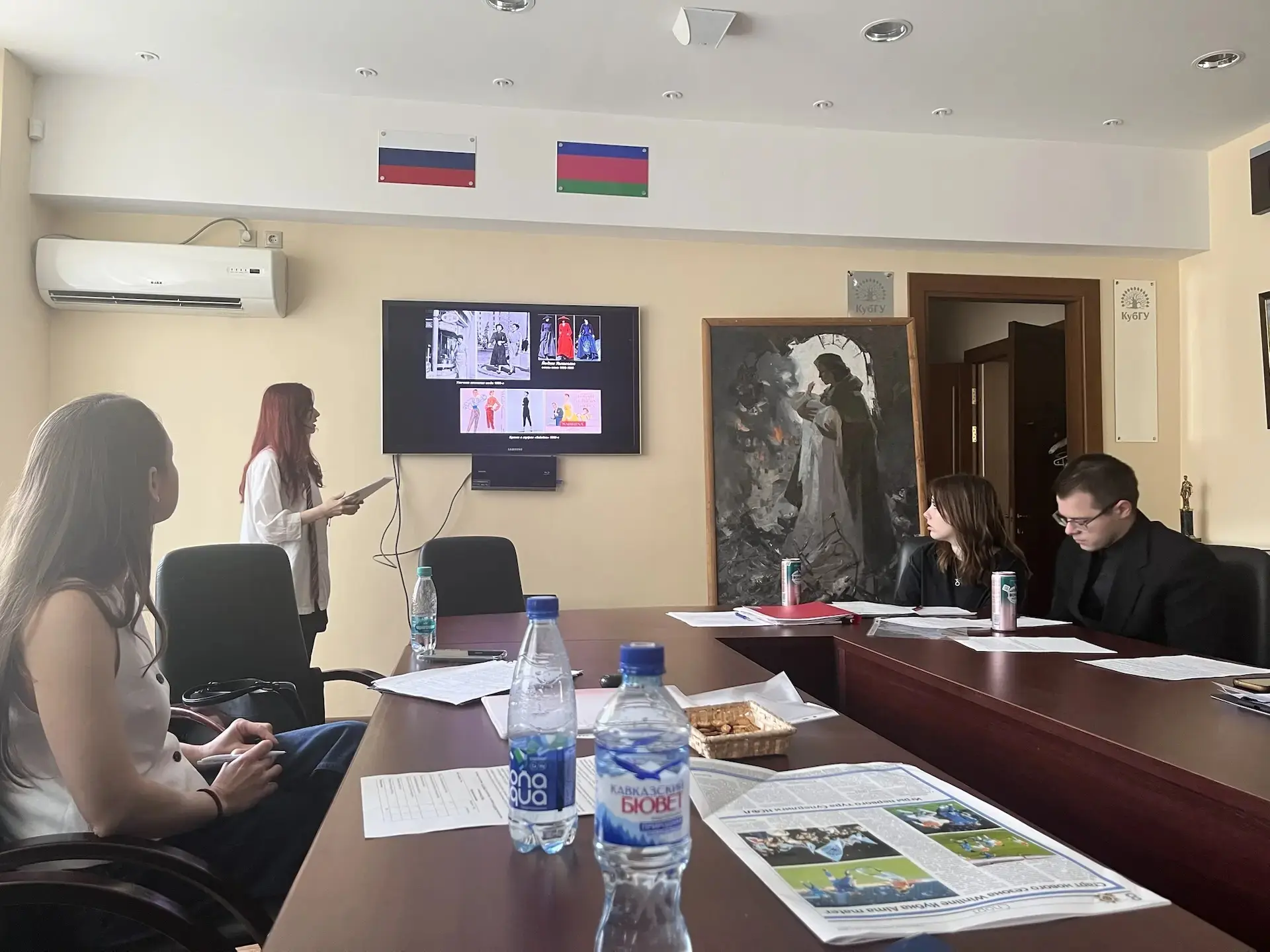 Наши снова в КубГу!  13 мая ученики 9 «Г» класса приняли участие в, уже ставшей традиционной, конфер