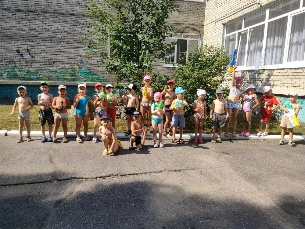 🌿 ✨ Купальные забавы в нашем детском саду! ✨🌿

7 июля мы с ребятами окунулись в мир русских народы