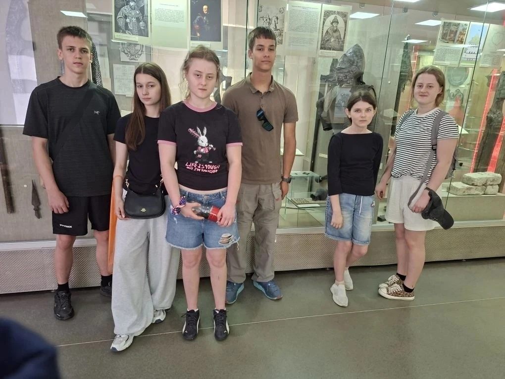 Команда "ДОНБАСС" на экскурсии по Смоленску, конечно же зашли в исторический музей, поб...