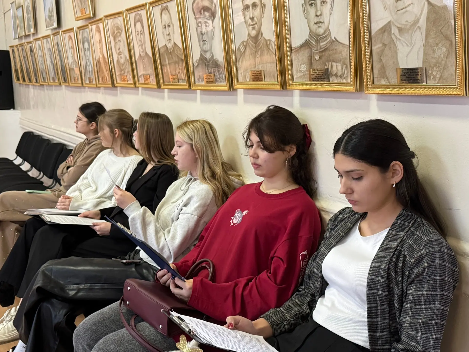 📌 Литературная неделя, посвящённая 200-летию М. Е. Салтыкова-Щедрина📚  📌Прошедшая неделя  в Бутурлин