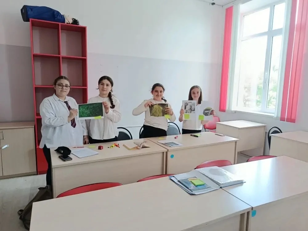"За страницами учебника!"- так назвали мы свою тему занятия!✨✨✨🌹 Интересно знать,что наряду с покрыт