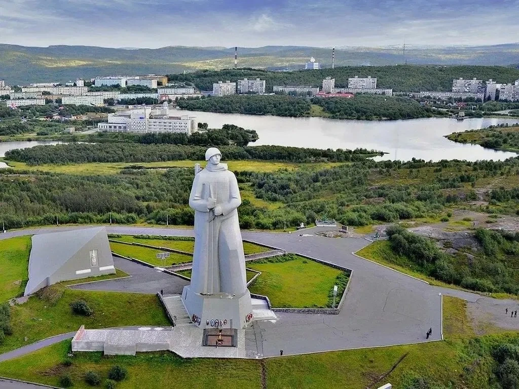 Карманный гид по Мурманску - всё, что нужно гостю Заполярья, в одном месте!