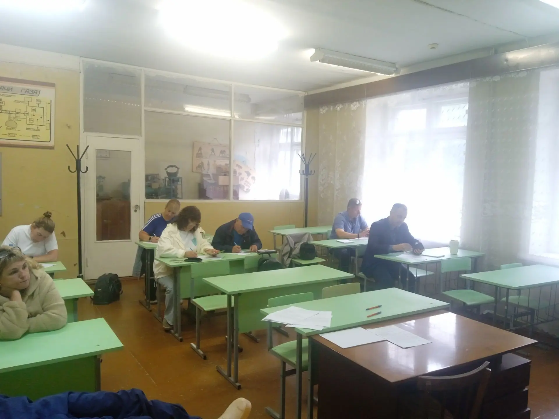 Добрый день. Сегодня проходят занятия по оказанию первой помощи пострадавшим.