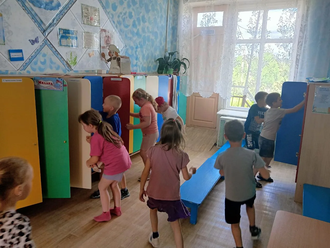 11 июня, девятый день  лагеря - день мультипликации. Но начался он не с мультфильмов, а с учений по 
