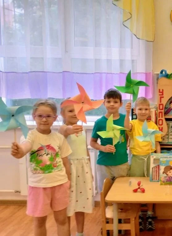 Сегодня прошел мастер-класс "Весёлая вертушка".для детей подготовительной группы #17 ДО...