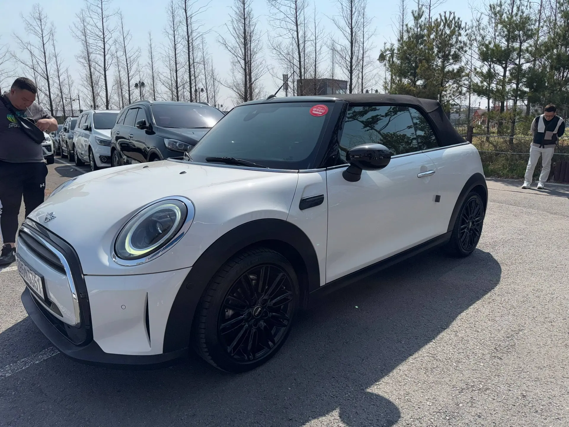 Автомобиль в ПРОДАЖЕ😍😍😍  Авто в ИДЕАЛЕ😎😎😎   ВИДЕООБЗОР прилагаю сразу🫡  Mini Cooper Convertible (КАБ