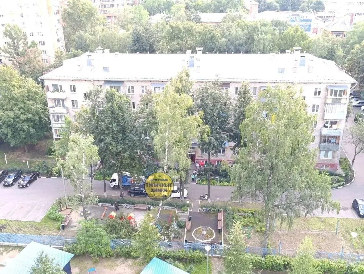 На Спартаковской 16а сегодня приехала бригада и срезала прекрасные березы! Неужели они ...
