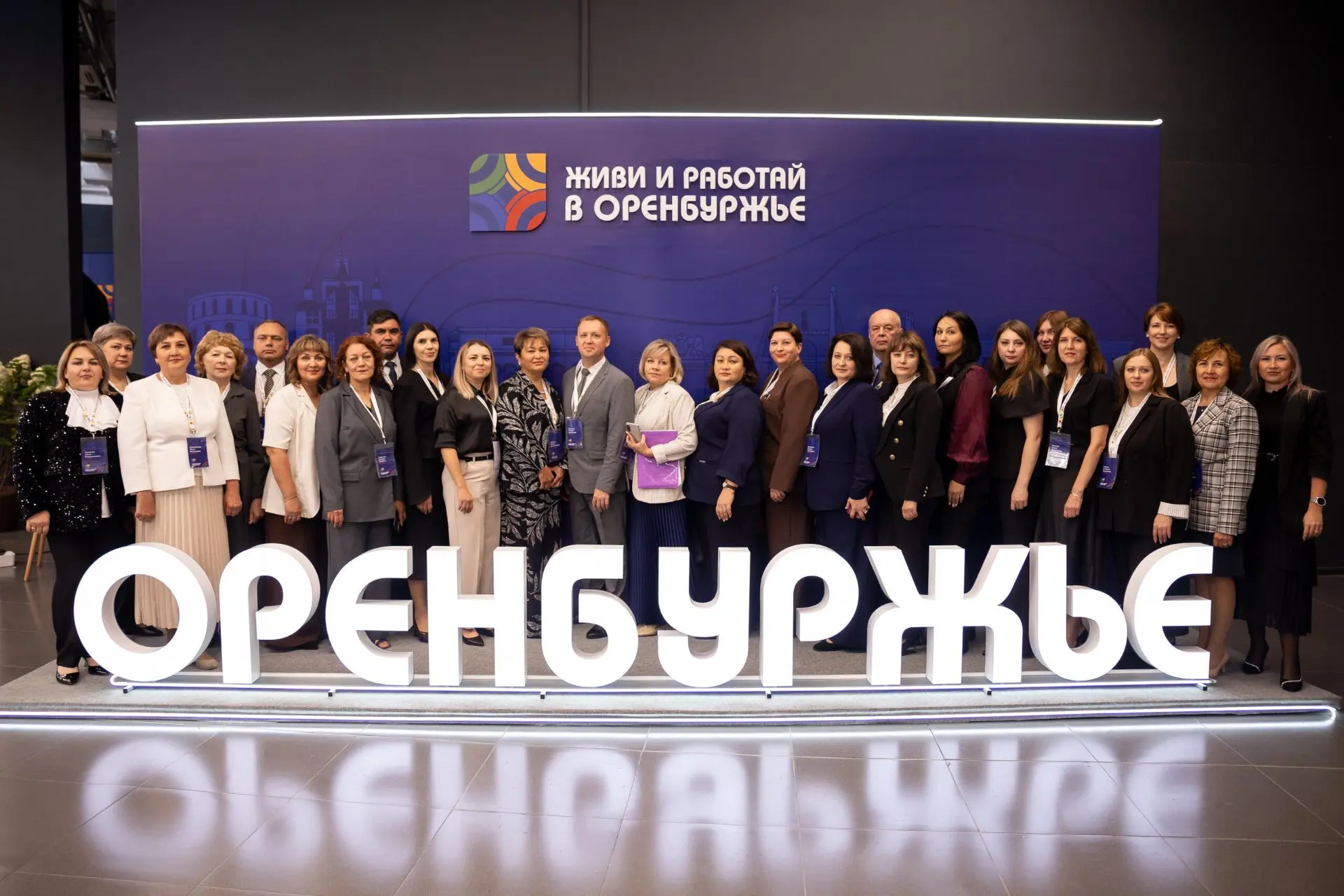 За неделю региональные команды работали сразу на нескольких площадках — от заседаний ко...