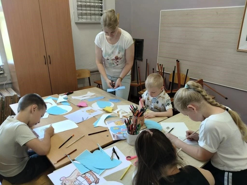В ДШИ станицы Архангельской продолжает работу летняя площадка 🌞🎨🎶Это отличная возможность для дет