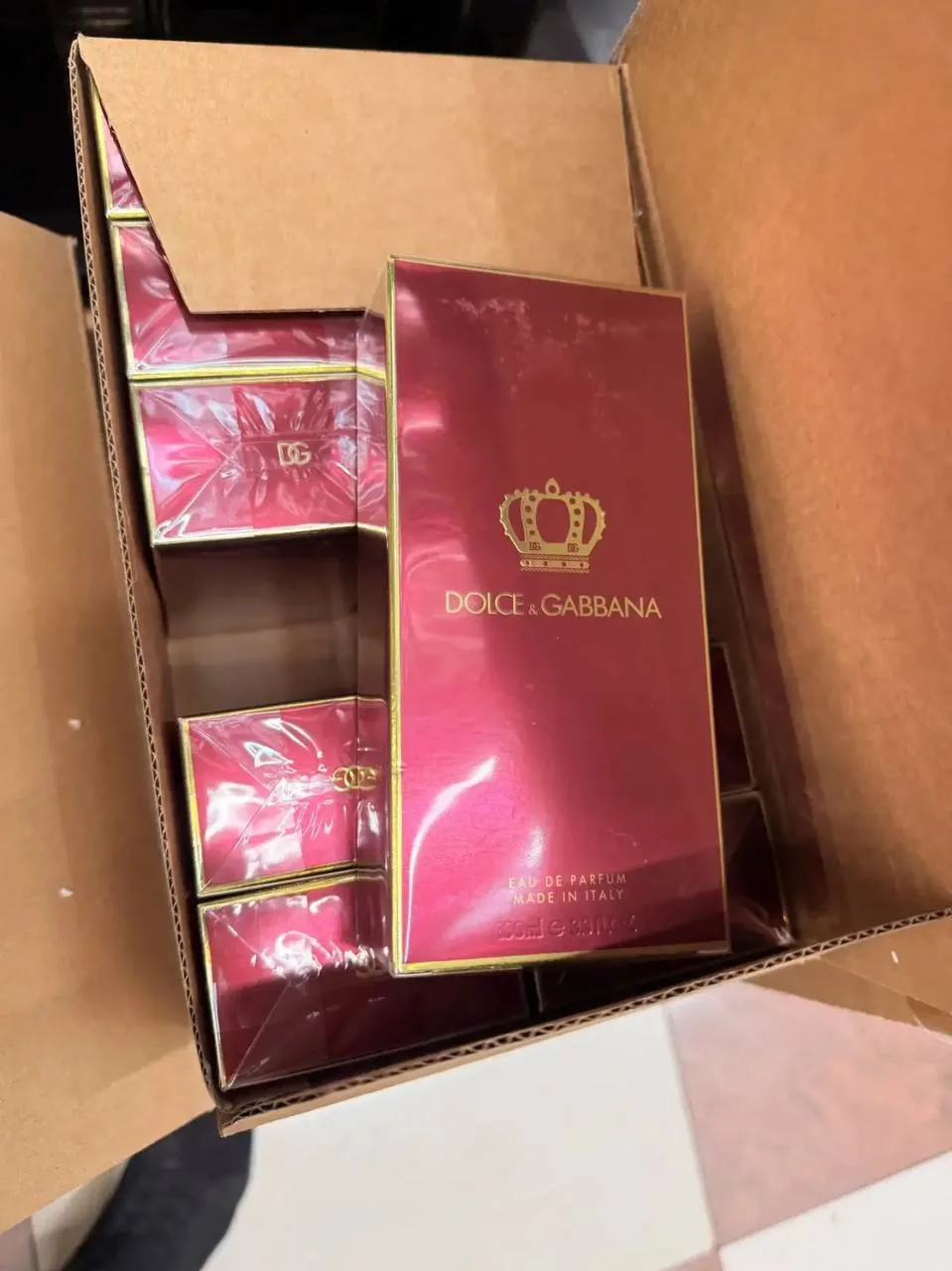 👑 DOLCE - GABBANA Q (Королева). Аромат страсти, мега сексуальности и обольщения 💋