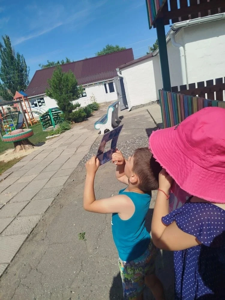 Сегодня 18.06.2026 в средней группе " Колокольчики " и в старшей группе " Звёздочки " п...