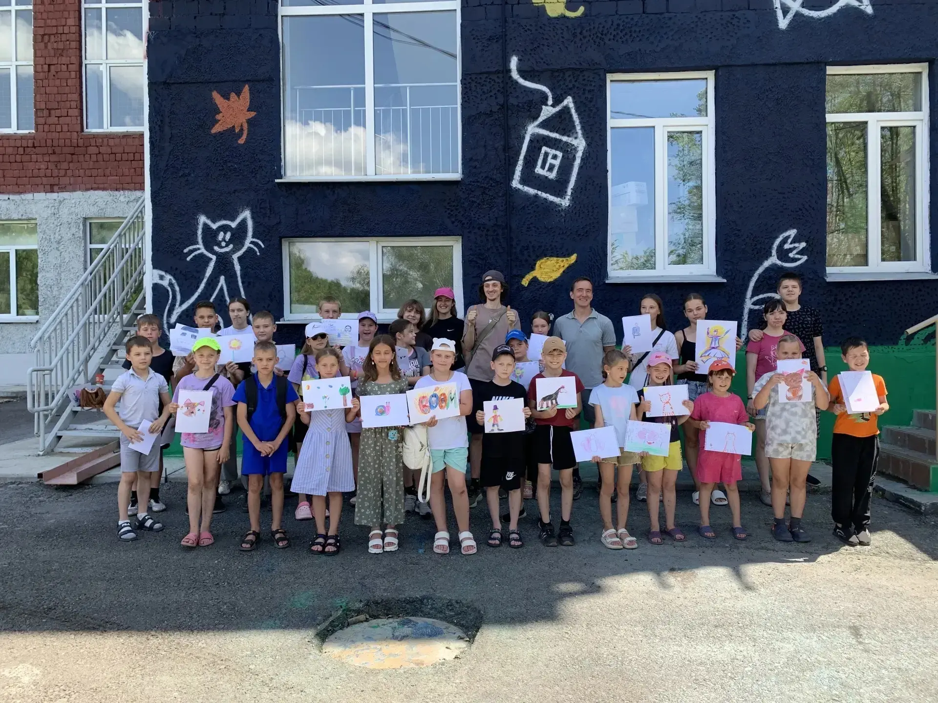 🖼🎨 Дорогие ученики и родители! Мы хотим поделиться яркими впечатлениями от прошедшей каникулярной 