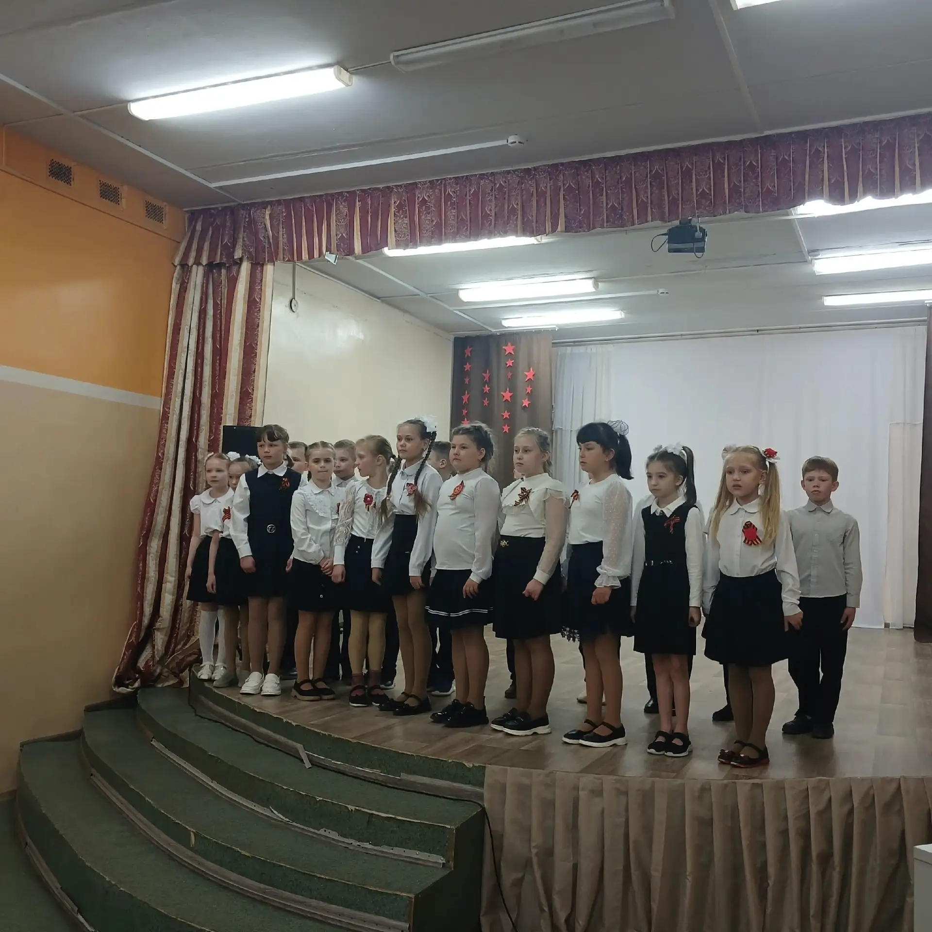 В стенах нашей начальной школы прошла трогательная акция «Песни Победы», посвящённая со...