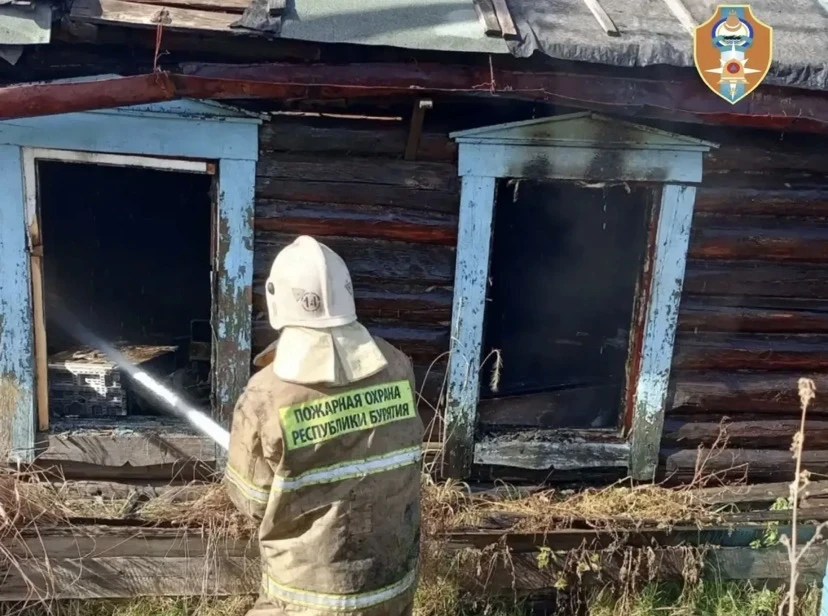 😱 Житель Бурятии получил ожоги, спасая документы из горящего дома