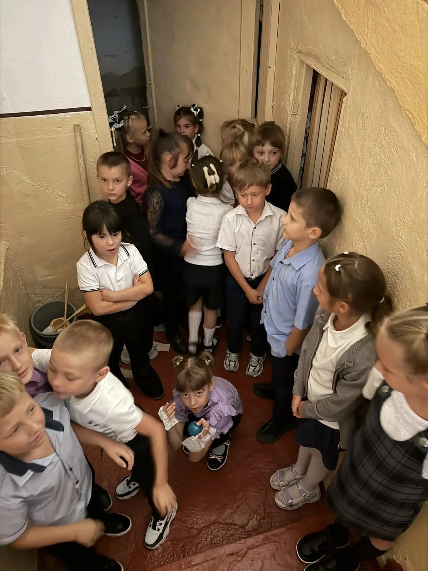 Сегодня в нашей школе прошли плановые практические тренировки по эвакуации.