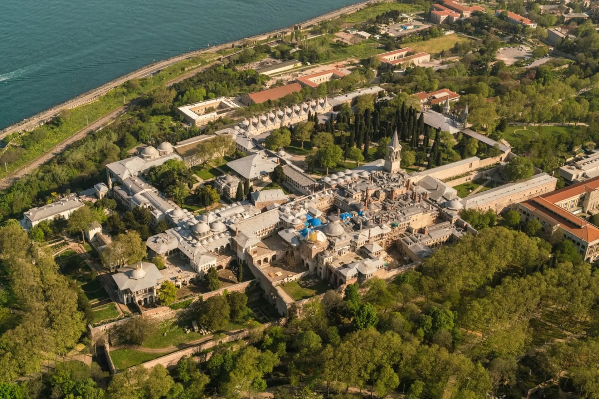 🧱 Во дворце Топкапы в Стамбуле для посетителей открыли новое пространство — Галерею из...