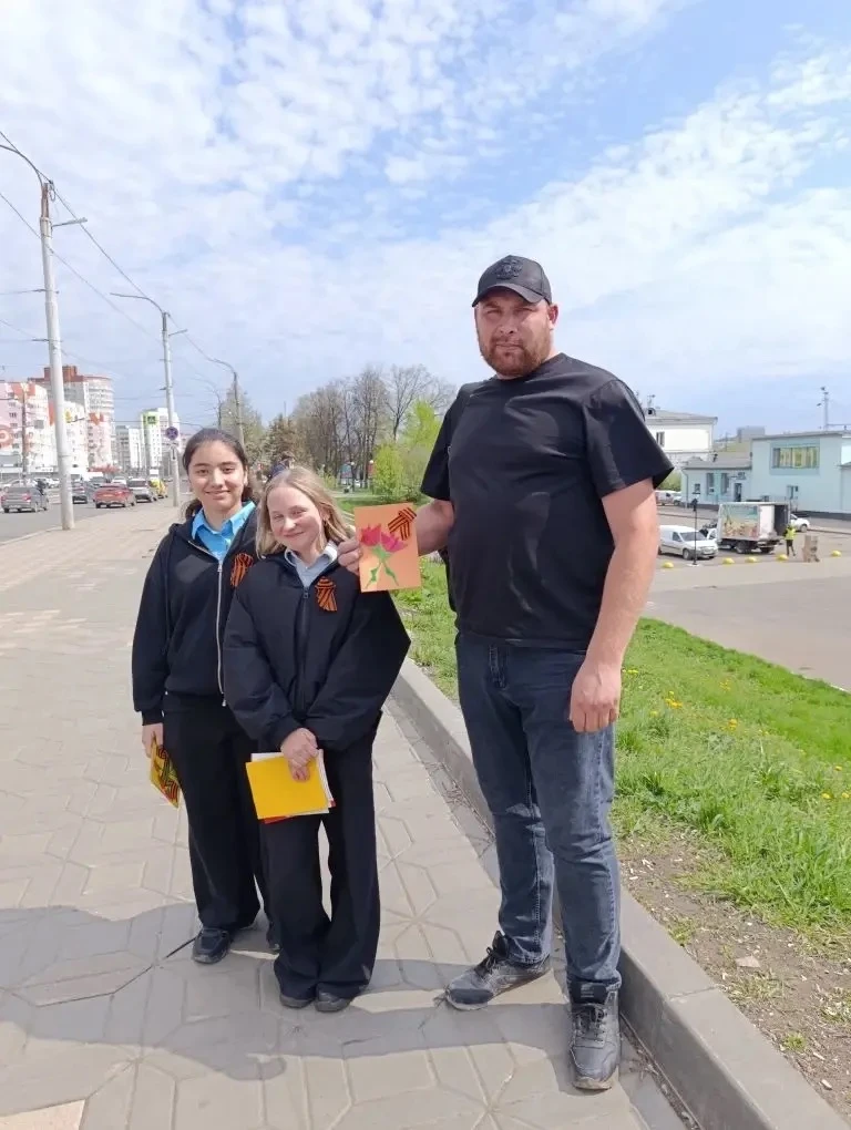 С Днём Победы!!! 🔥  Поздравили ветеранов и жителей города с  праздником Великой Победы! В каждой отк