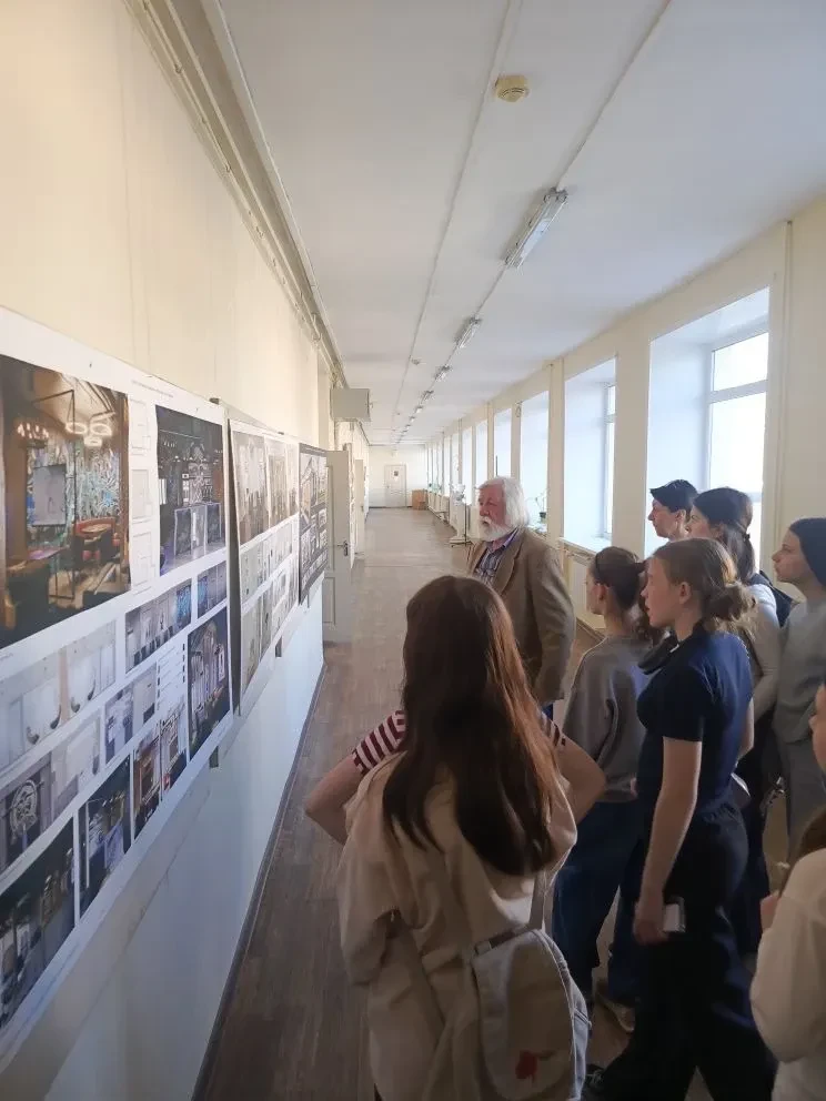 Учащиеся художественного отделения Школы искусств гимназии побывали на профориентационной экскурсии 