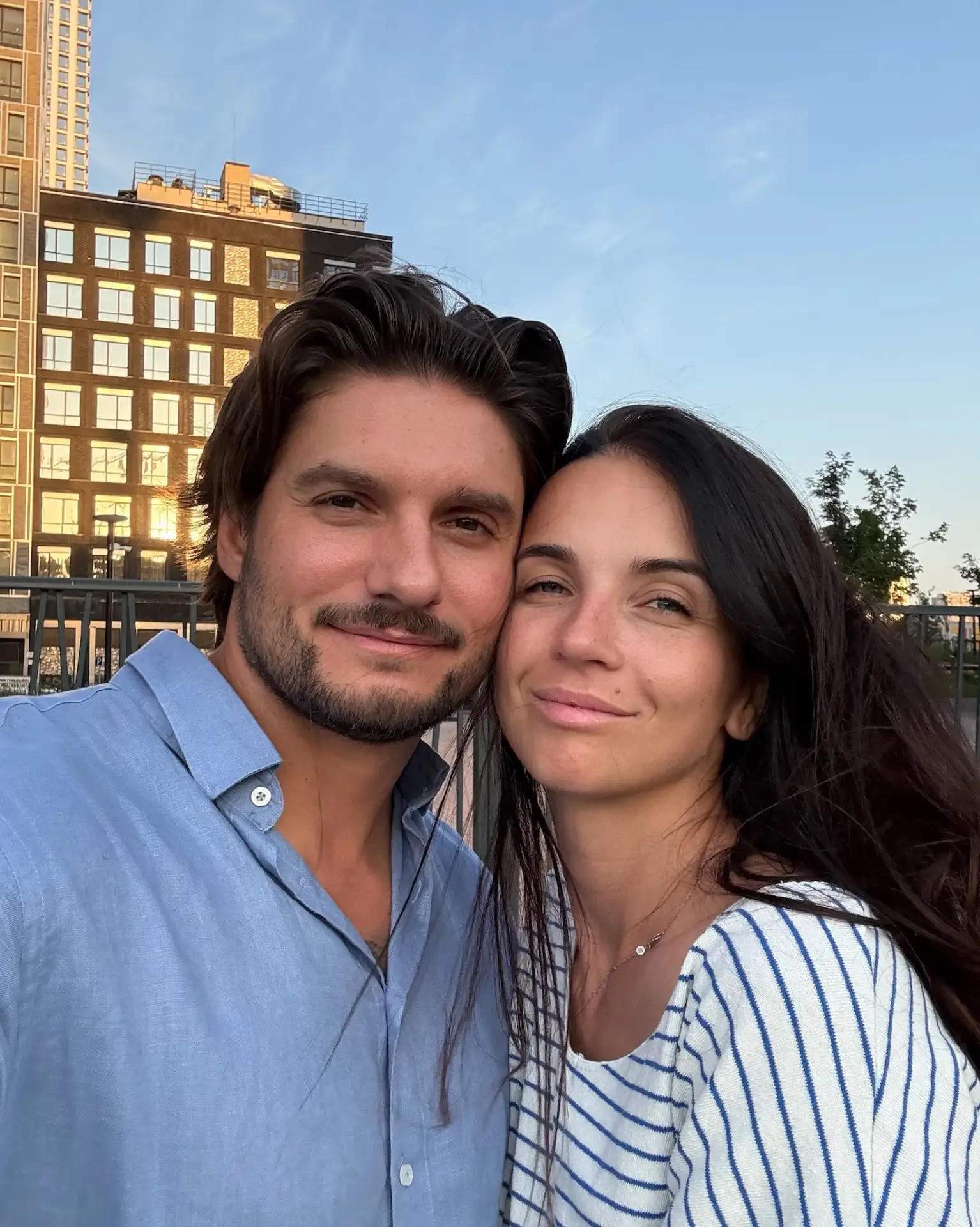 Доброе утро 🌹

Настрой на новый день:
❤️ Мне нравится быть женщиной.
❤️ Я выбираю лёгкость вместо н