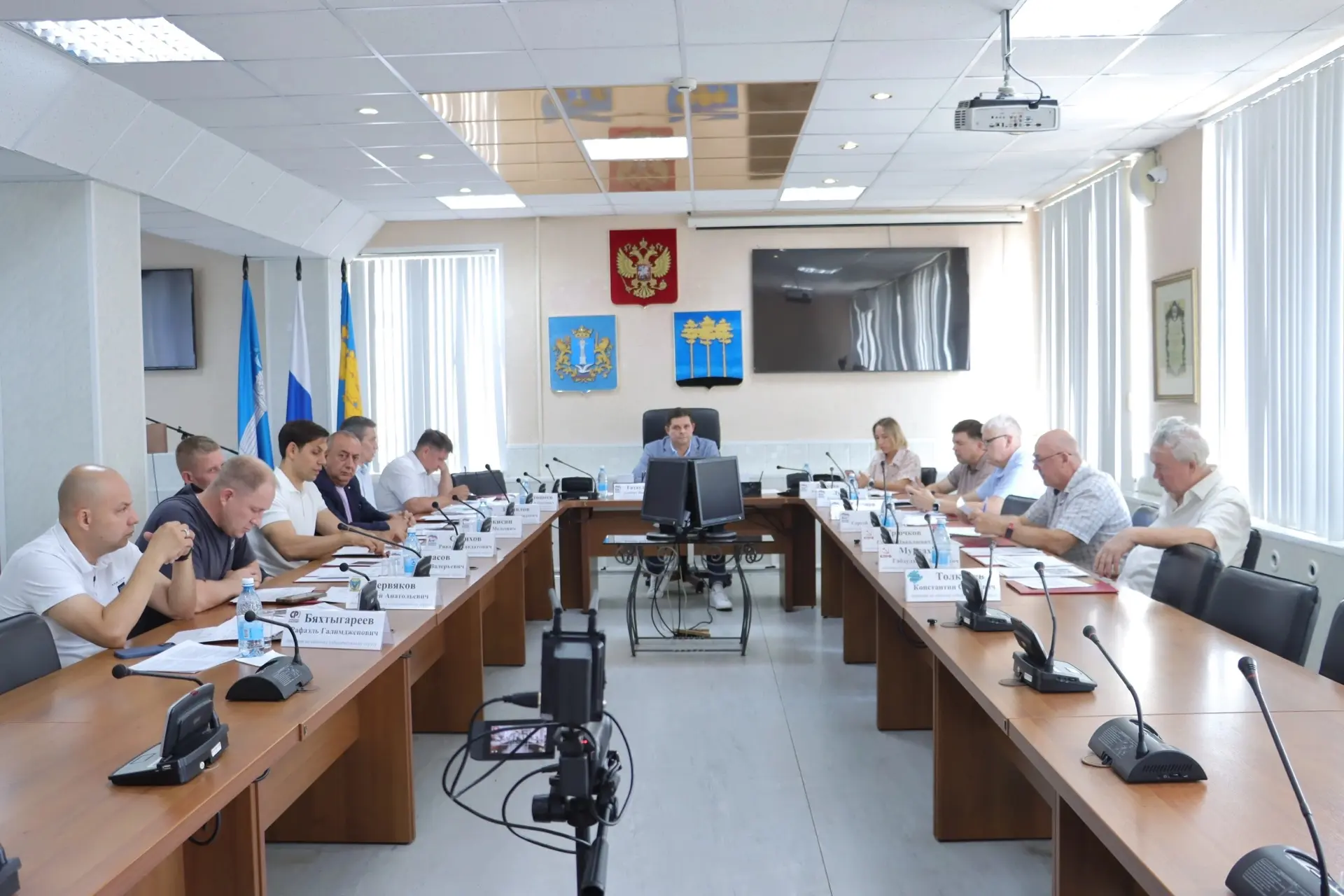 На заседании комитета по финансово-экономической политике и городскому хозяйству, состо...