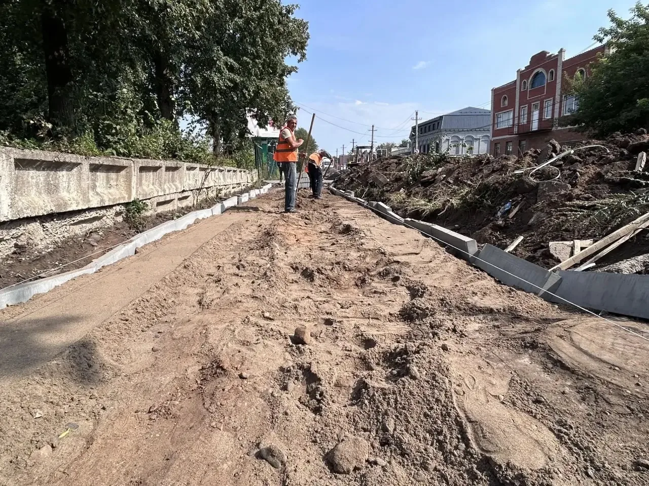 НА ДОРОЖНОМ ФРОНТЕ