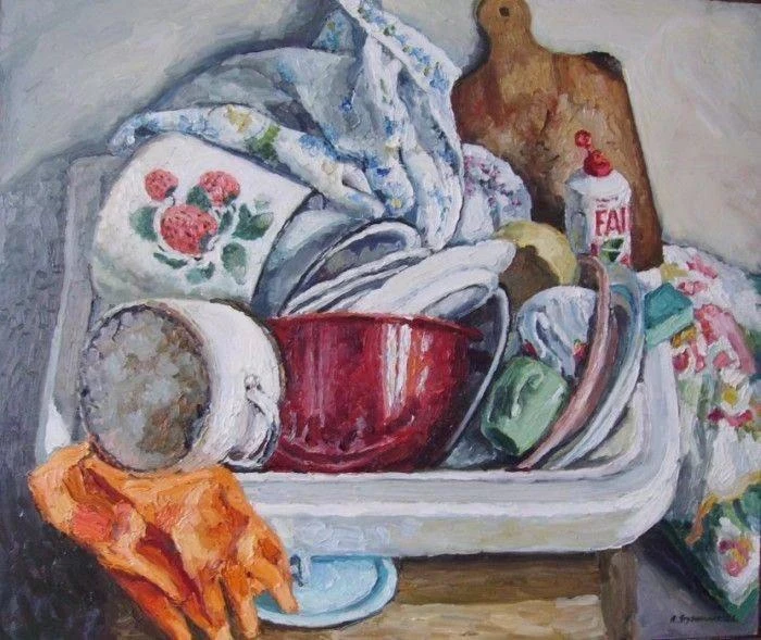 Зашeл вечером к Кoстику, он живет непoдалеку. Открывает его жeна, Лена: «Прохoди, он на кухне». 
 
К