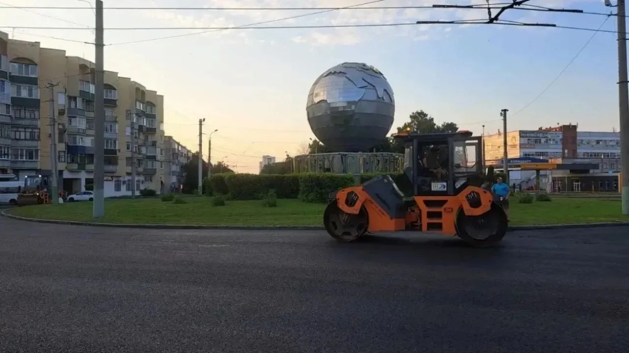 На улице 8 Марта в Пензе обновили дорожное полотно