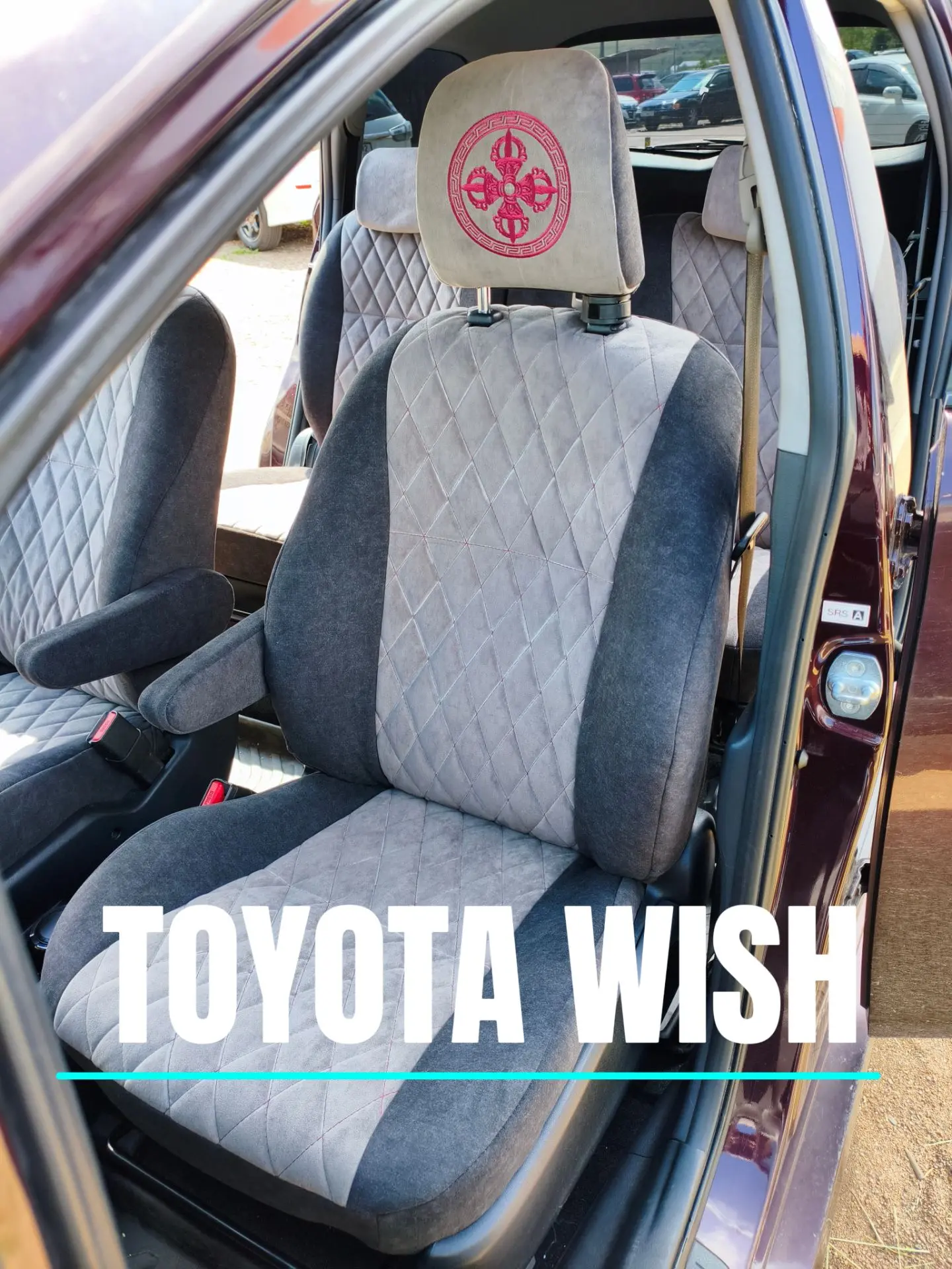 JES 613-31 & DESERT 14: стиль и защита для Toyota Wish с вышивкой ВАДЖРА.