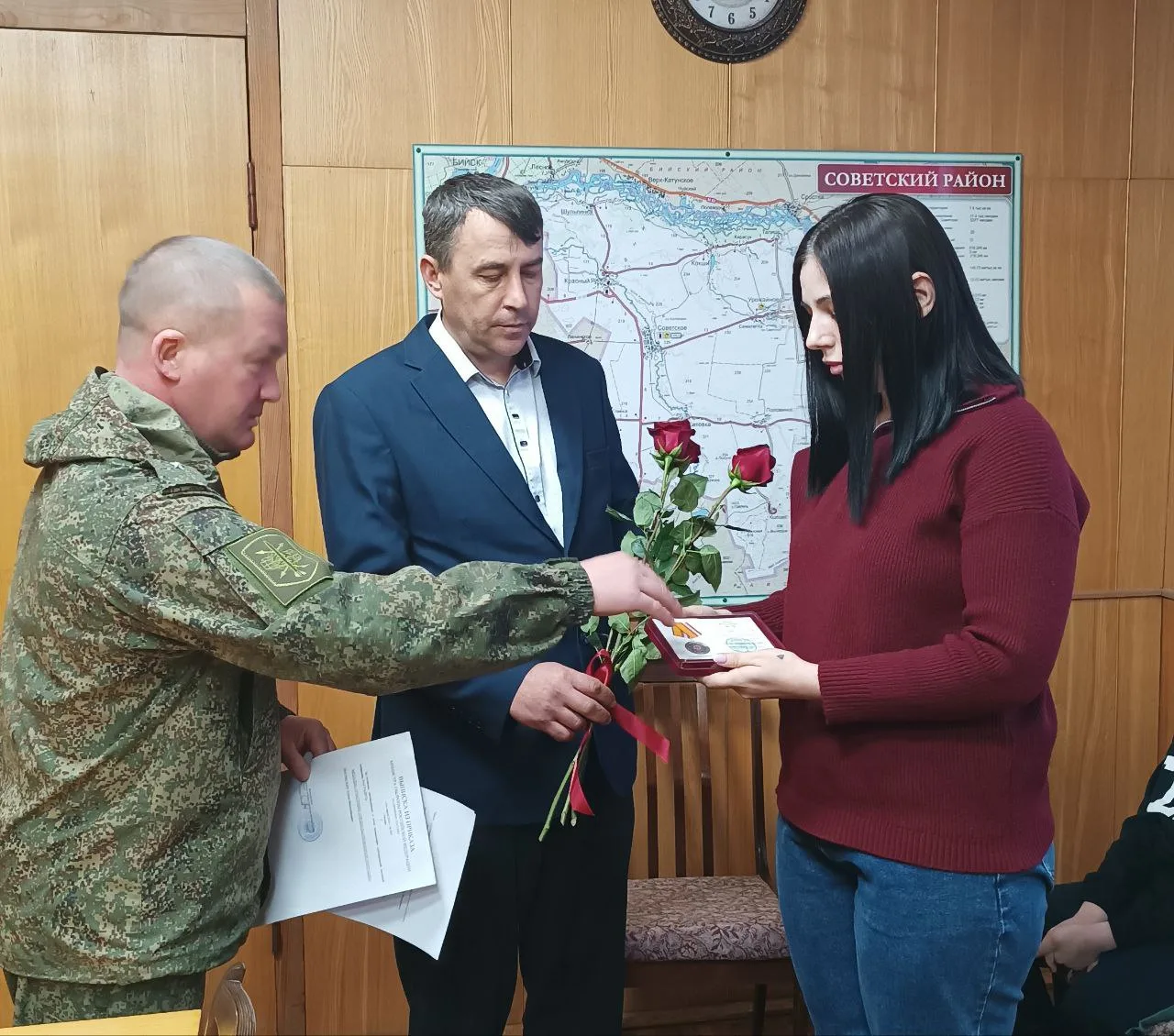 Уважаемые жители Советского района! Военныйкомиссар Советского и Алтайского районов Алтайского края 