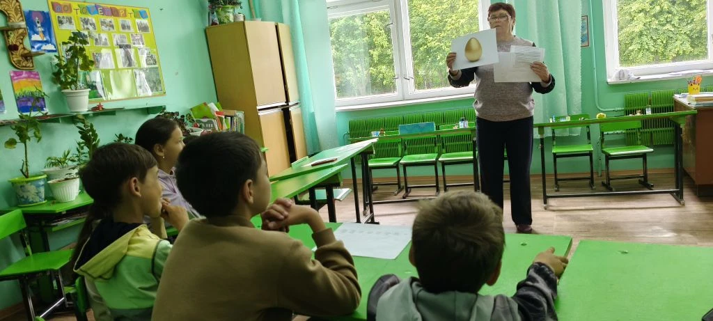 🇷🇺 12 июня наша страна отмечает День России. Накануне праздника советником директора Н. Г. Яковлев