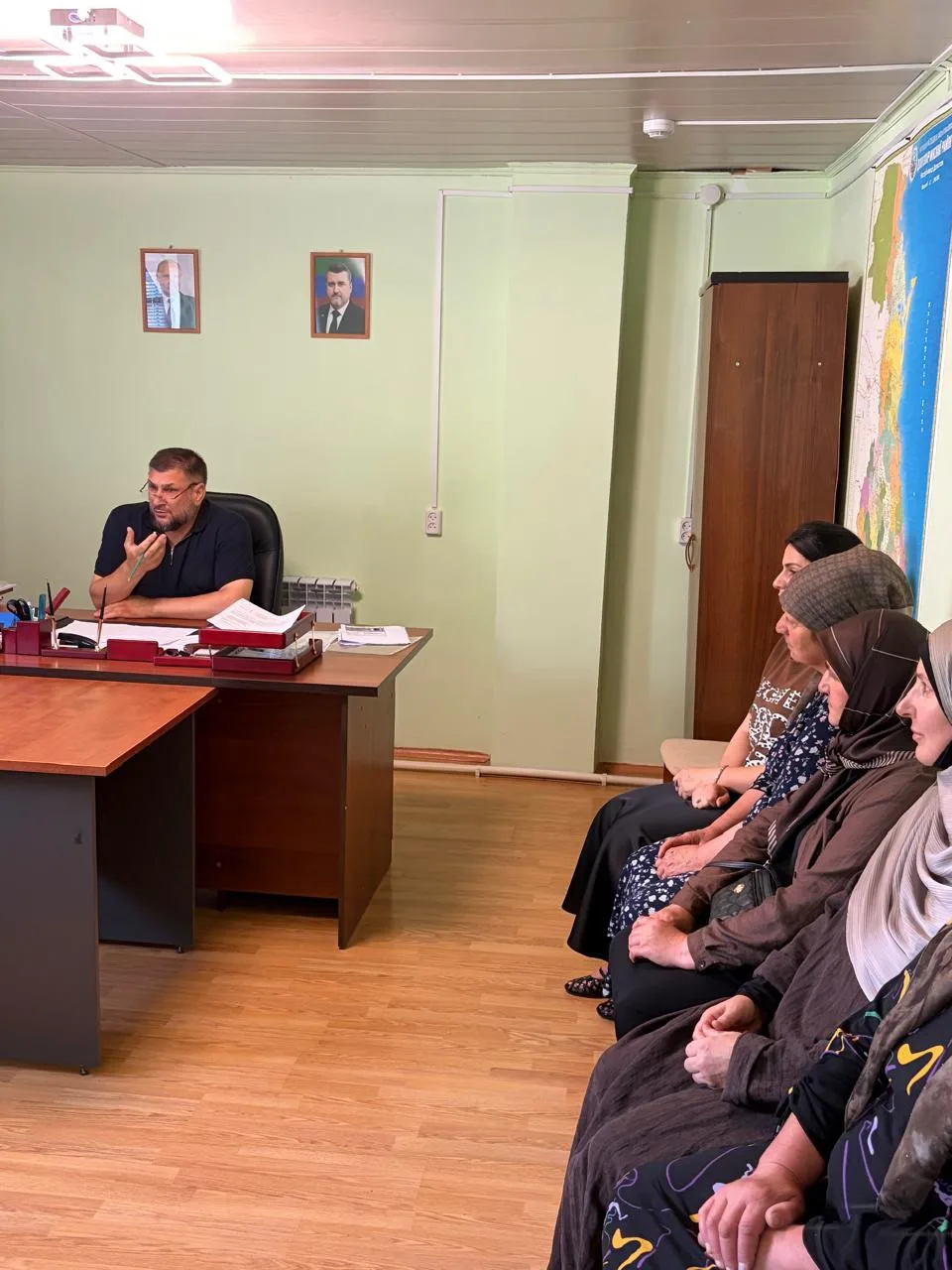 В нашем учреждении прошло очередное рабочее совещание с  социальными работниками и заведующими отдел