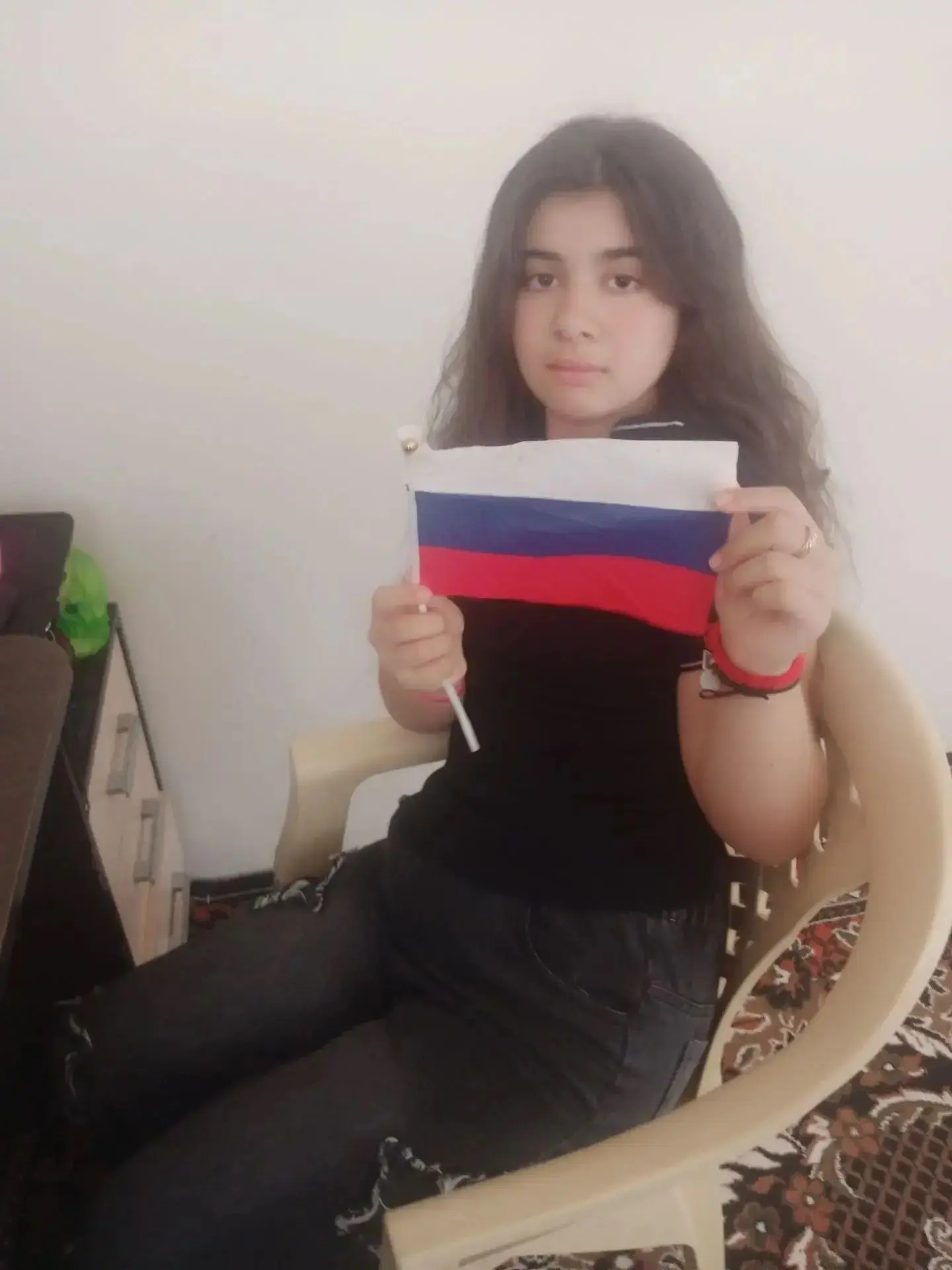 🇷🇺 Активистка Движения Первых ученица 6 класса Эмма Есаян присоединилась к участию в ...