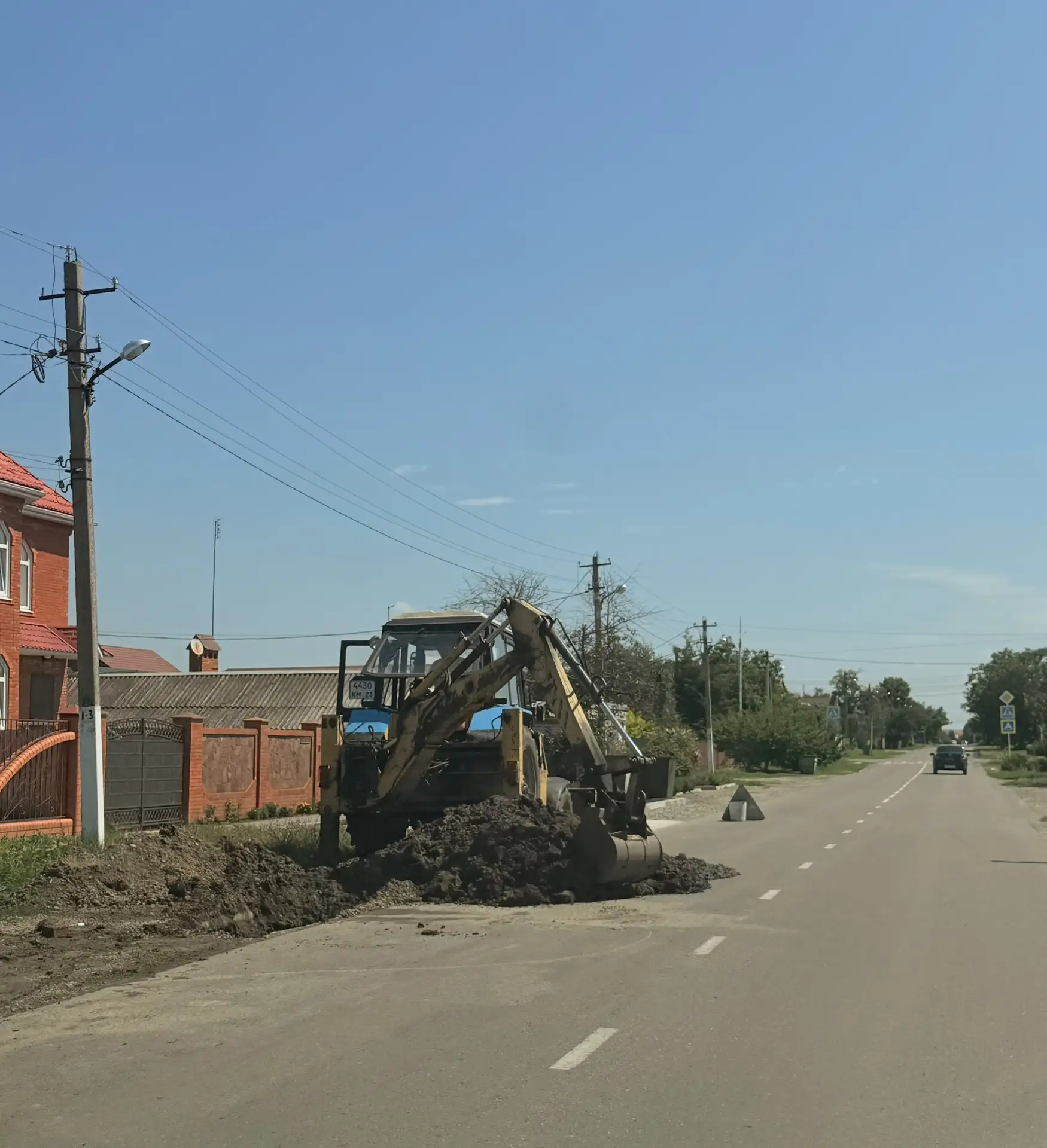 ‼ Порыв водопроводной трубы на улице Монтикова. Ведутся ремнотные работы

✅ПОДПИСАТЬСЯ НА ВЫСЕЛКИ

�