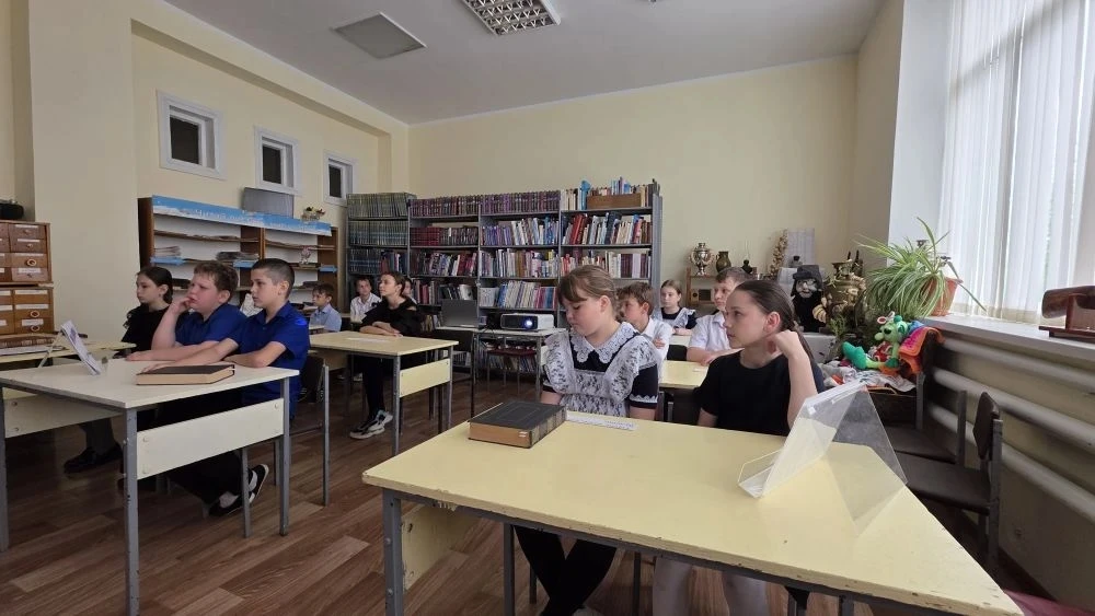 Интеллектуальный квест «По следам Даля» прошёл в библиотеке с.Отказного