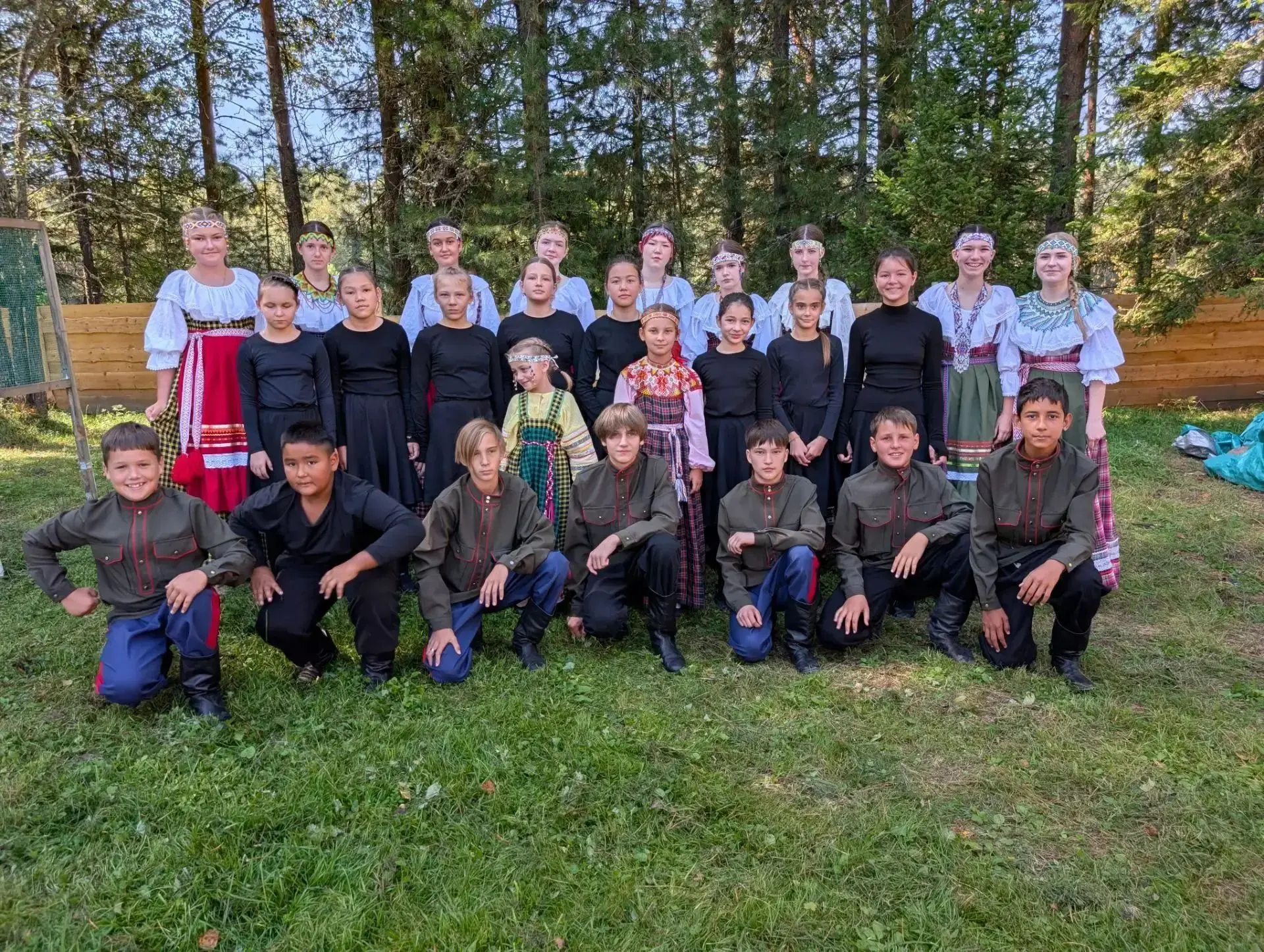 Патриотическая песня в сердцах детей.                         29 августа ученики Иогачс...