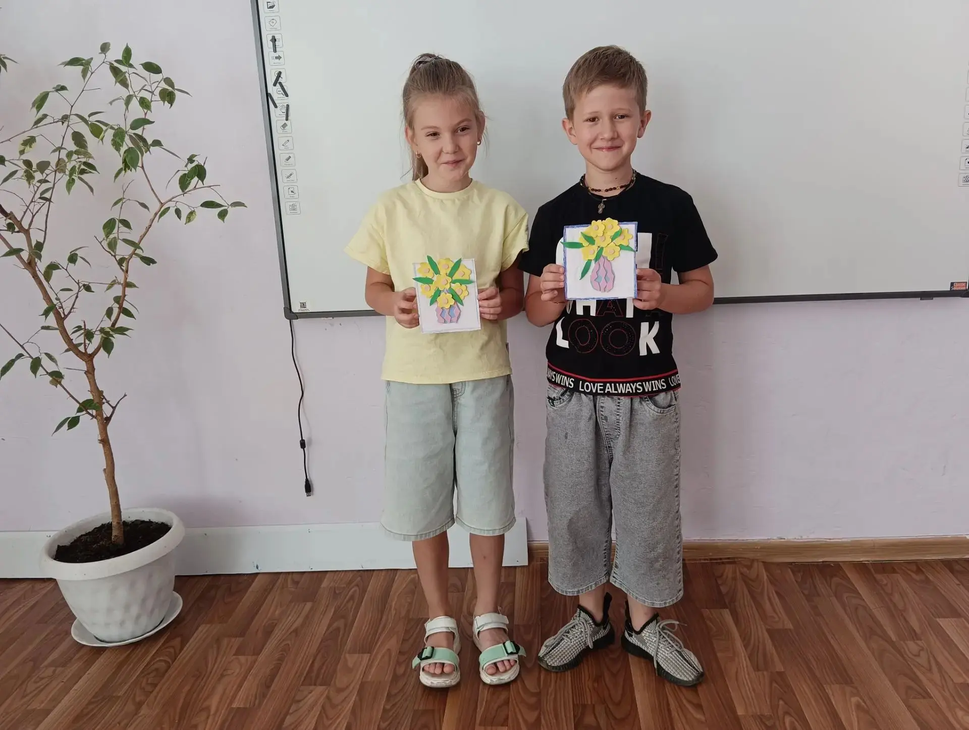 «До свидания, лето!»: в ДДЮТ торжественно закрыли летнюю площадку