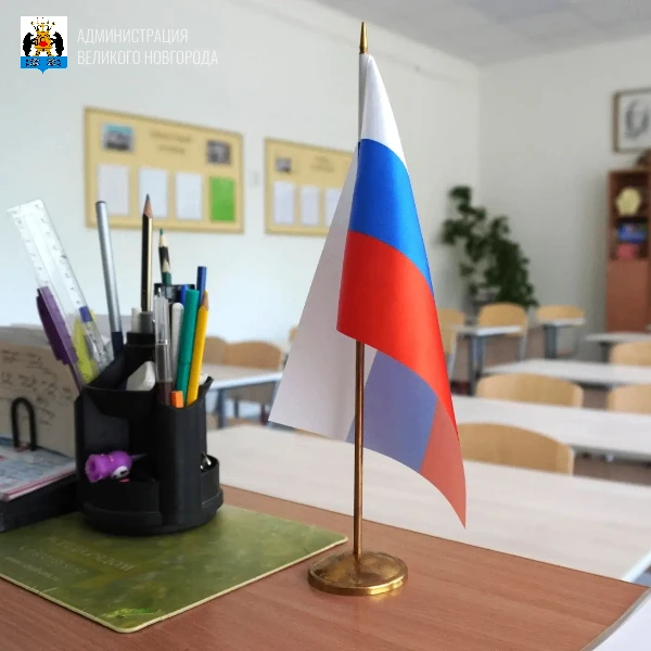 Мэр Великого Новгорода Александр Розбаум в канале МАХ сообщил новгородцам о том, как ид...