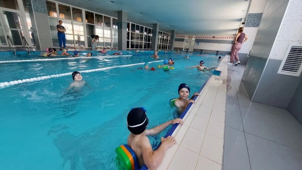 💬 День второй: энергия бьёт ключом (и водой тоже)! 🏊‍♂️