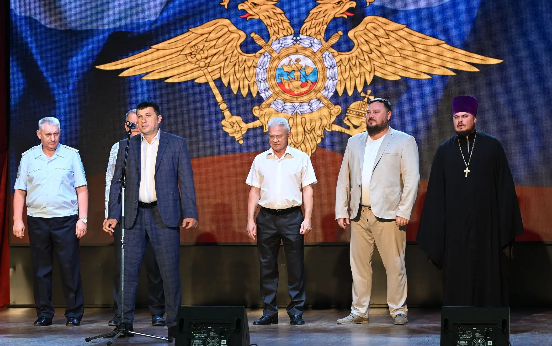 С профессиональным вас праздником, сотрудники патрульно-постовой службы полиции системы...