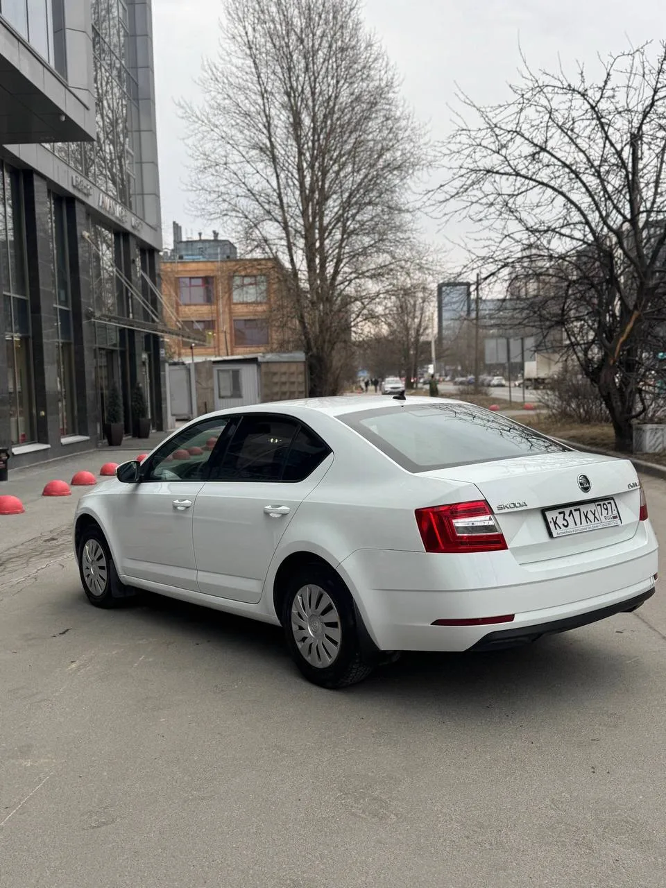 😍 Скидка 50.000 ₽  Ездить можно только в СПБ🙌 НЕ ТАКСИ  SKODA OCTAVIA  ▪️ Год выпуска — 2018 ▪️ 1.6 