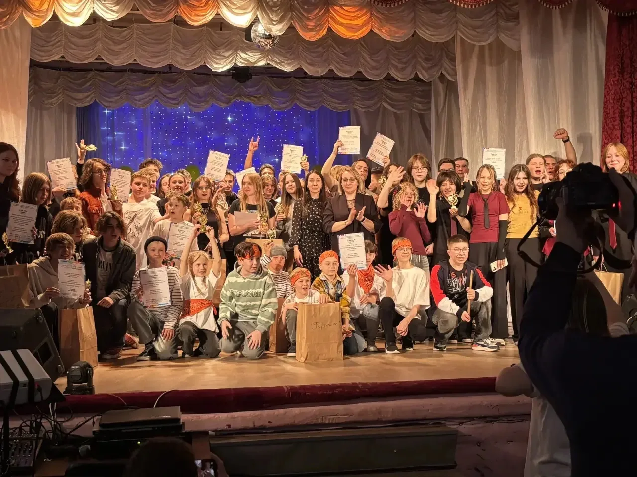 Эстрадная студия "Папа Джек" поздравляет своих воспитанников с блестящей победой на рок...
