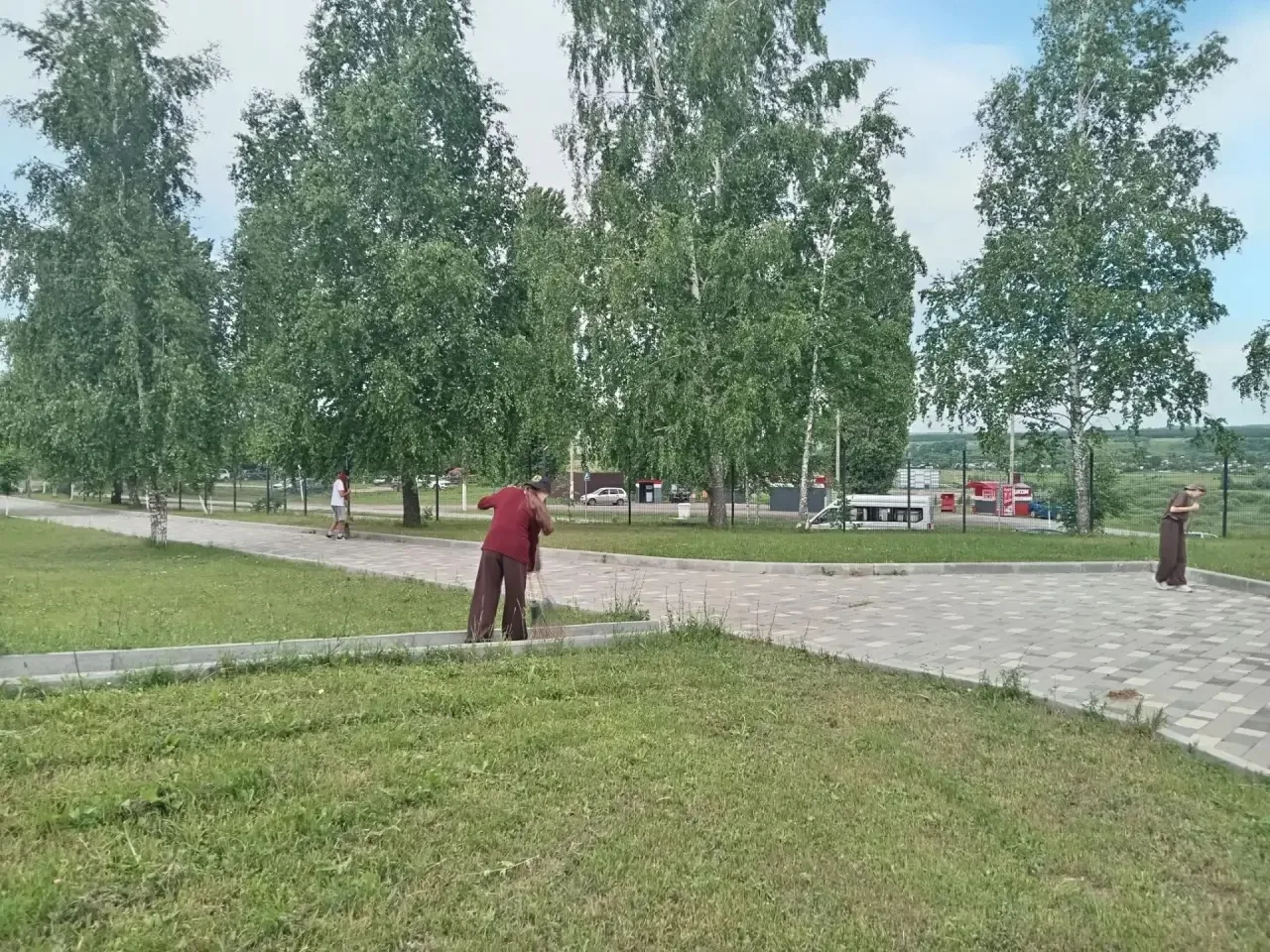 Ребята ЛТиО как всегда в трудах! 
Пока мы учимся и работаем, они уже наводят блеск, чтобы каждый уго