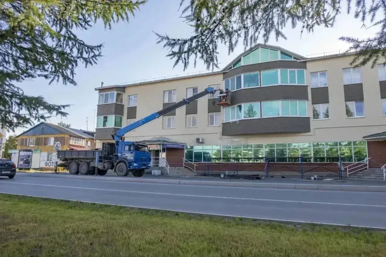 🏠 В Пуровском районе ремонтируют 12 многоквартирных домов