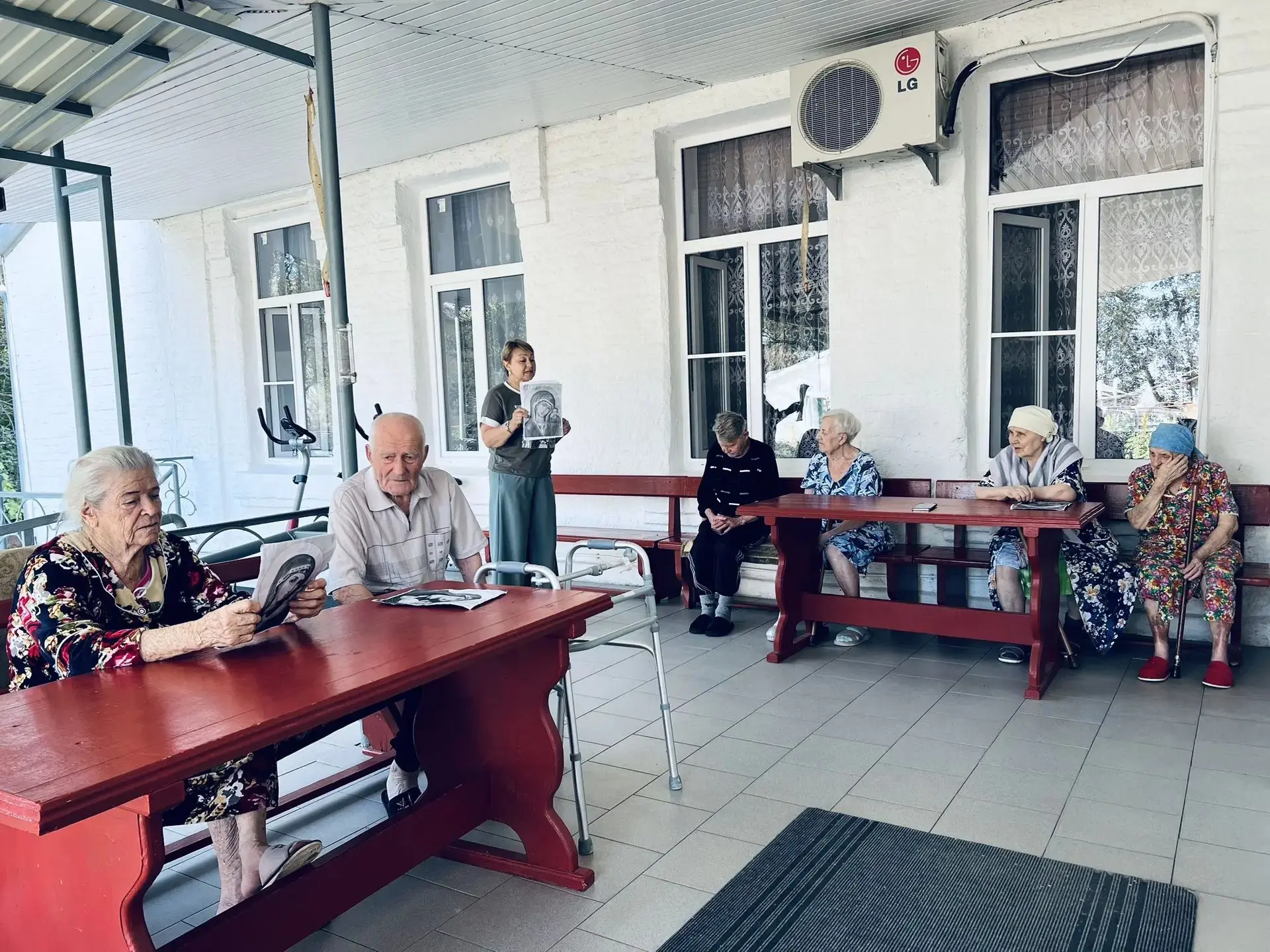 Социально-реабилитационное отделение города Сальска в рамках проекта «Активное долголетие» продолжае