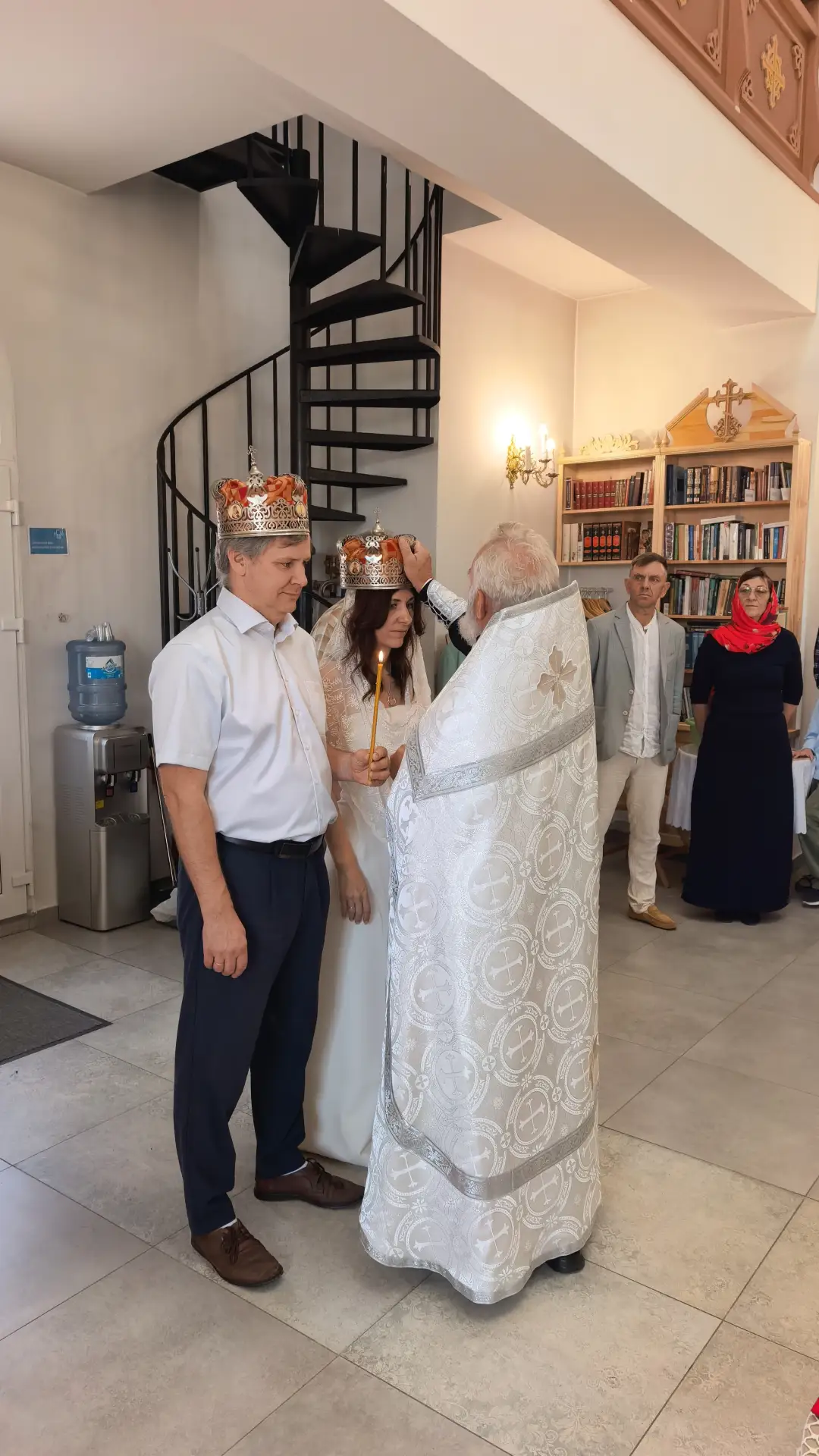 6 августа было 15 лет со дня свадьбы, а 9 августа мы обвенчалимь ❤️ На душе светло и сп...