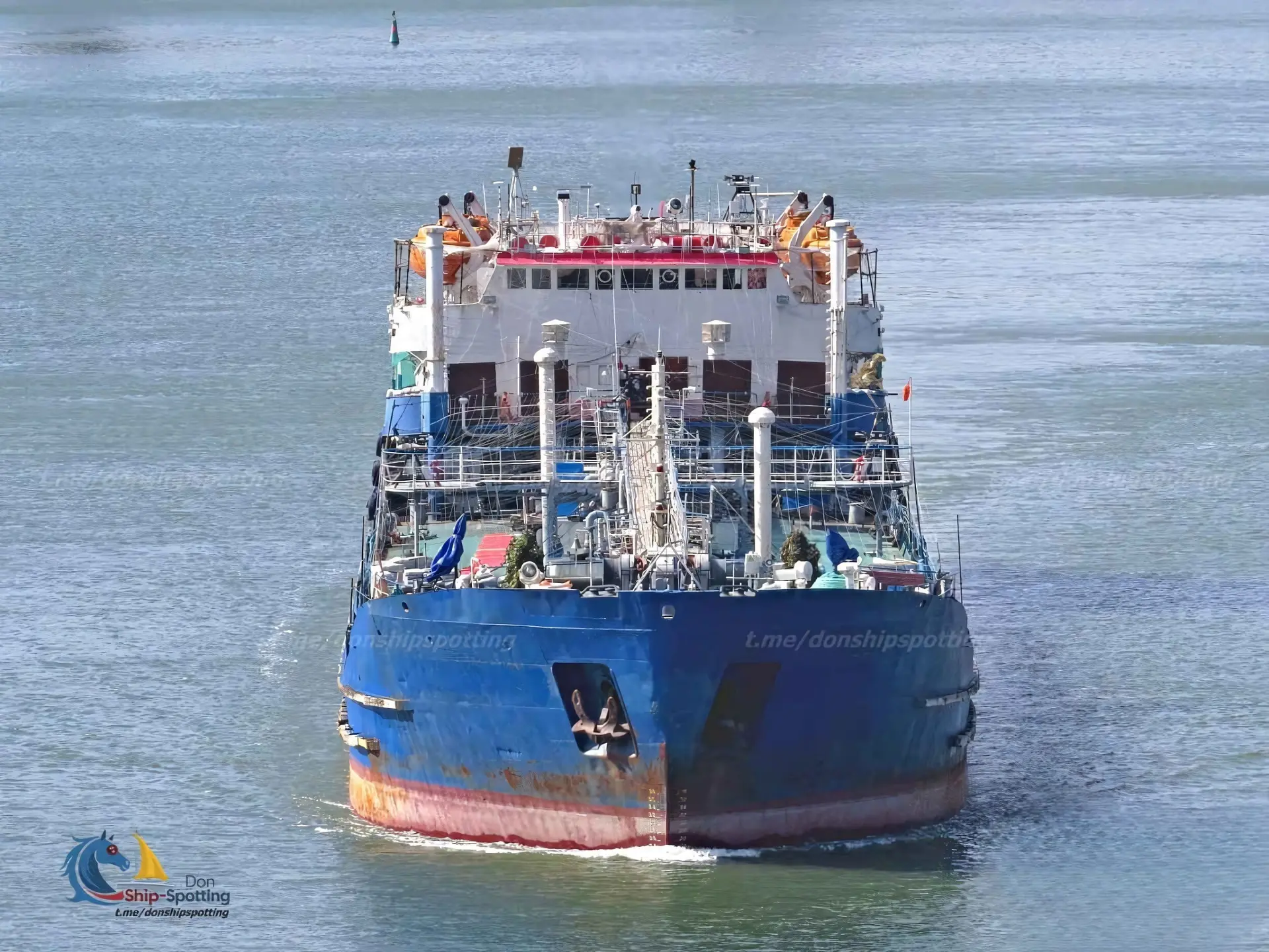 🚢 Танкер превратили в "бронекрепость" от БПЛА и морских дронов