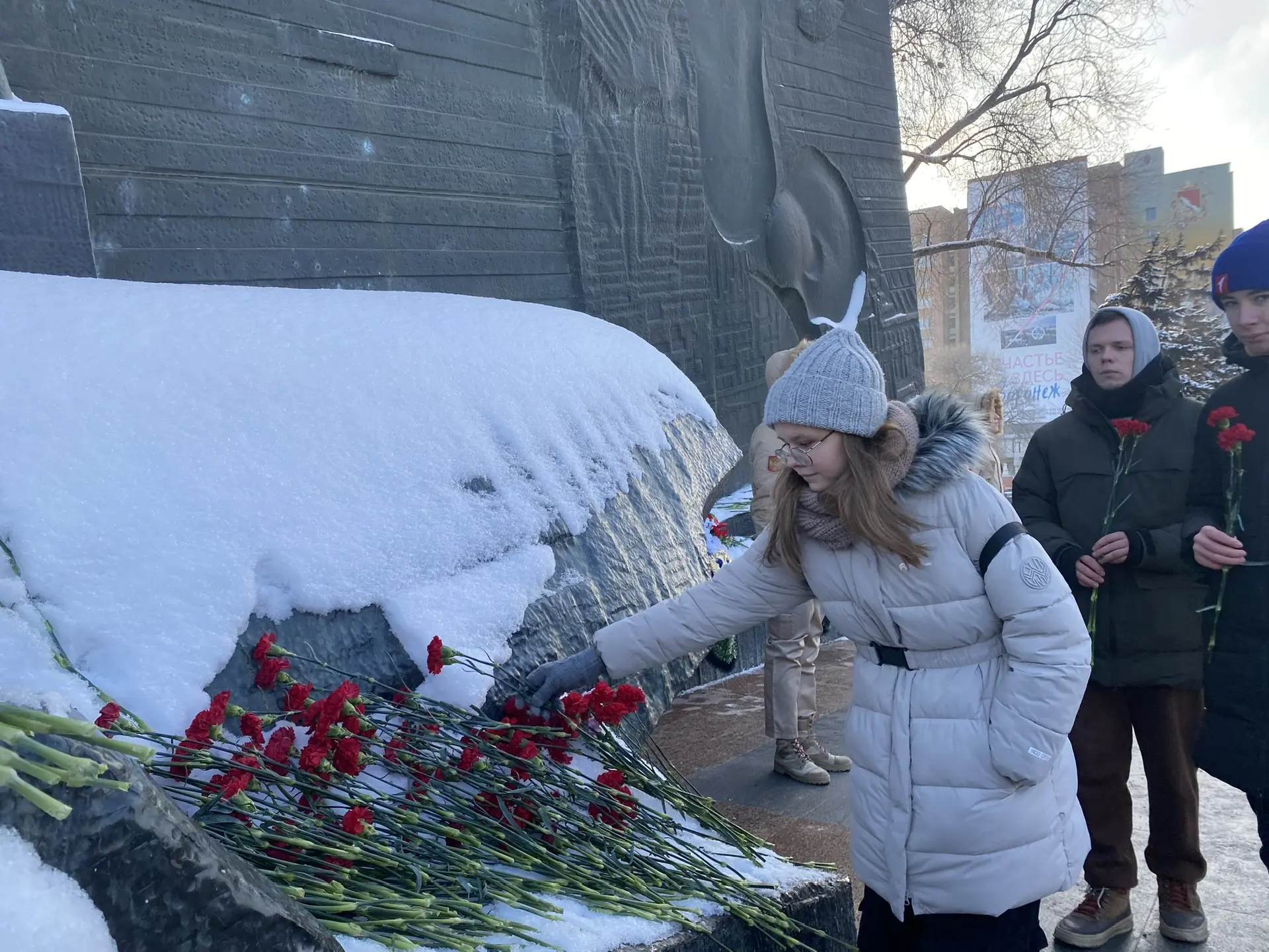 Помните! Через века, через года, помните!    В преддверии 83-й годовщины освобождения Воронежа от не